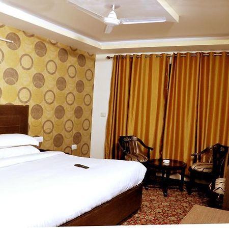 Hotel Trinetar Resorts Batoti Ngoại thất bức ảnh